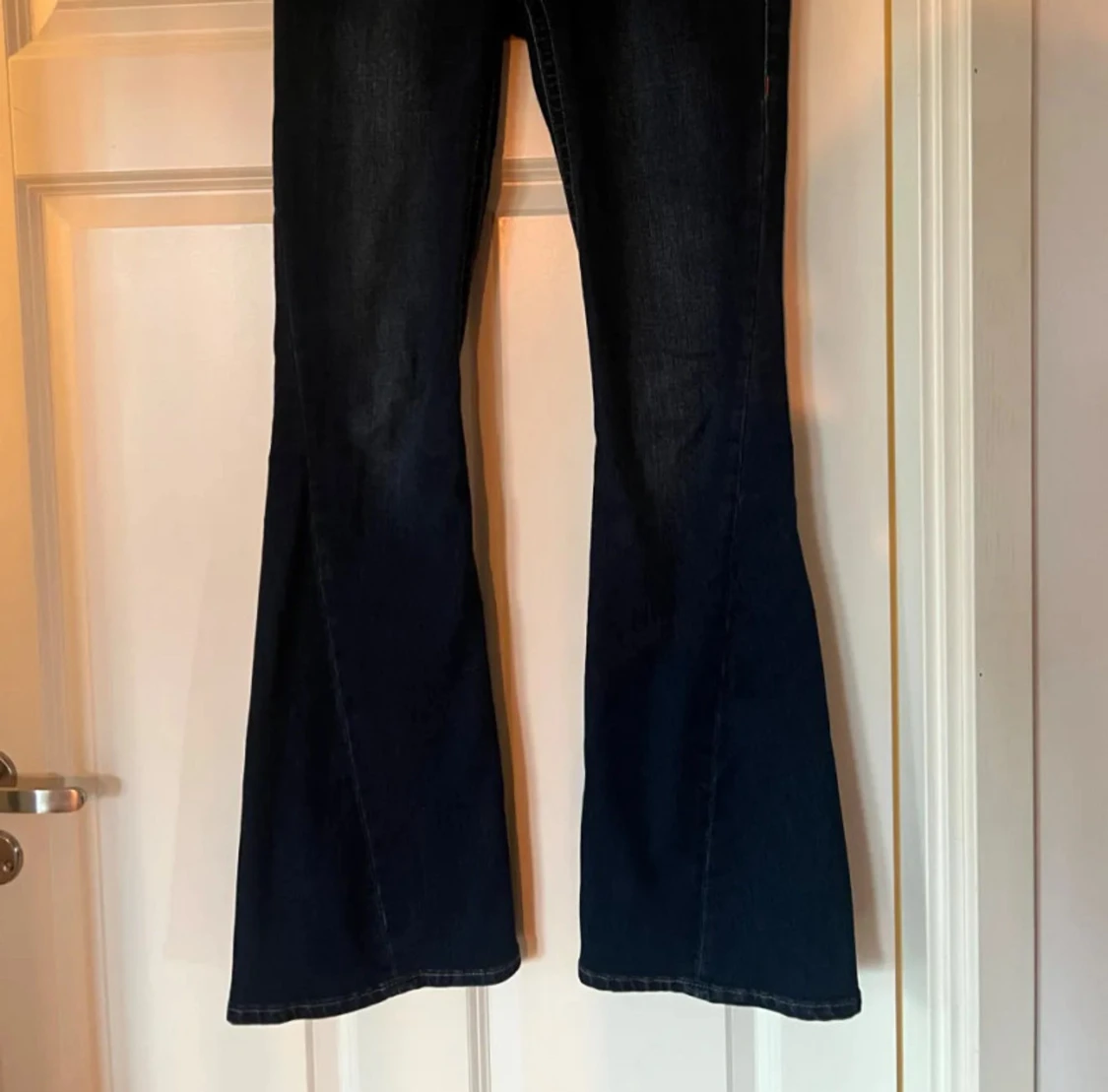 True Religion mörkblå bootcut jeans - 2