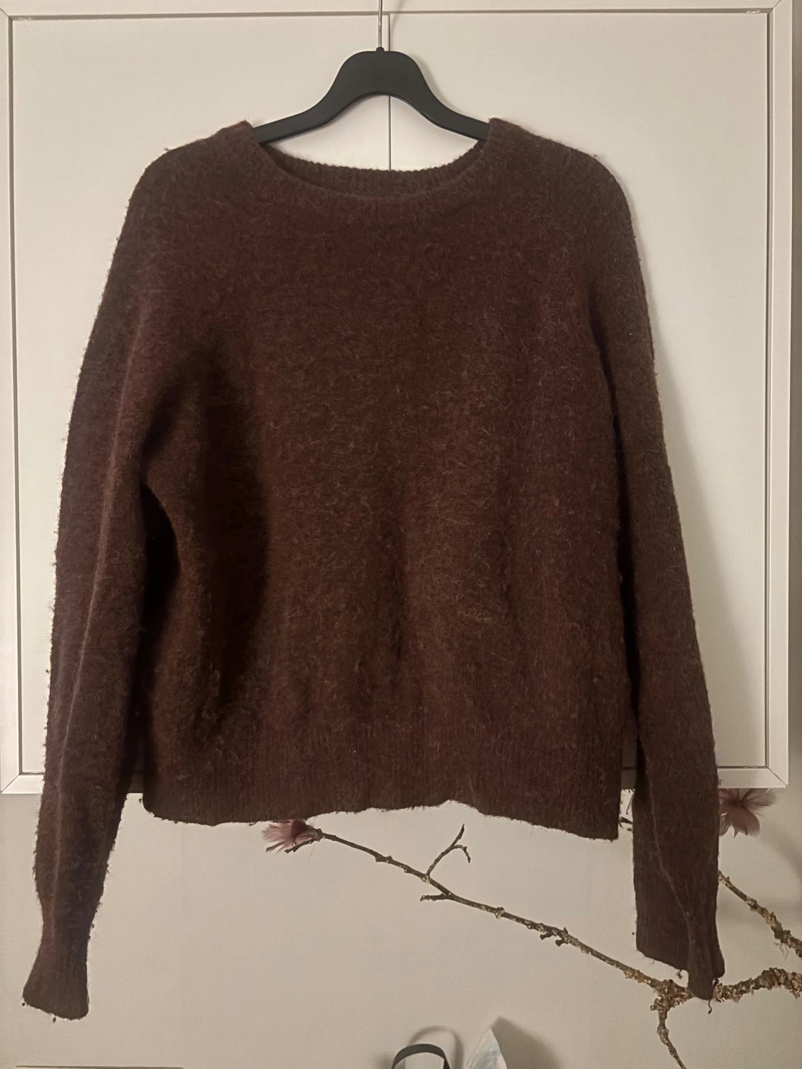 Brun stickad tröja från C.W.