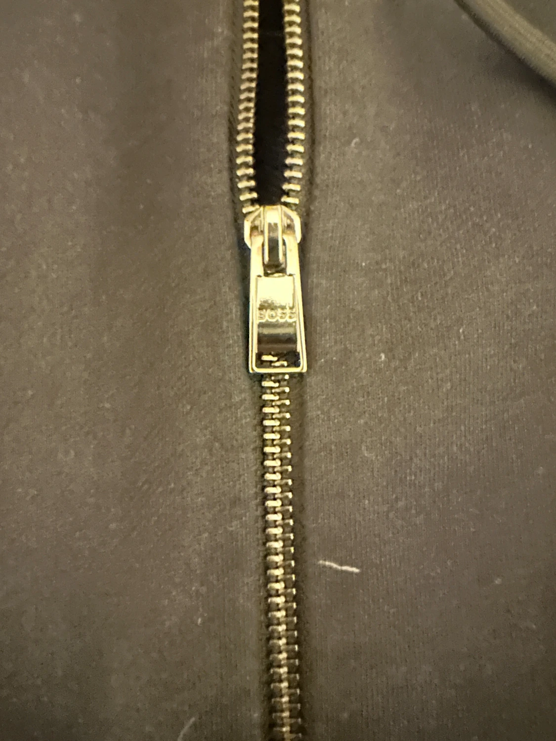 Mörkblå hoodie från BOSS, storlek L - 2