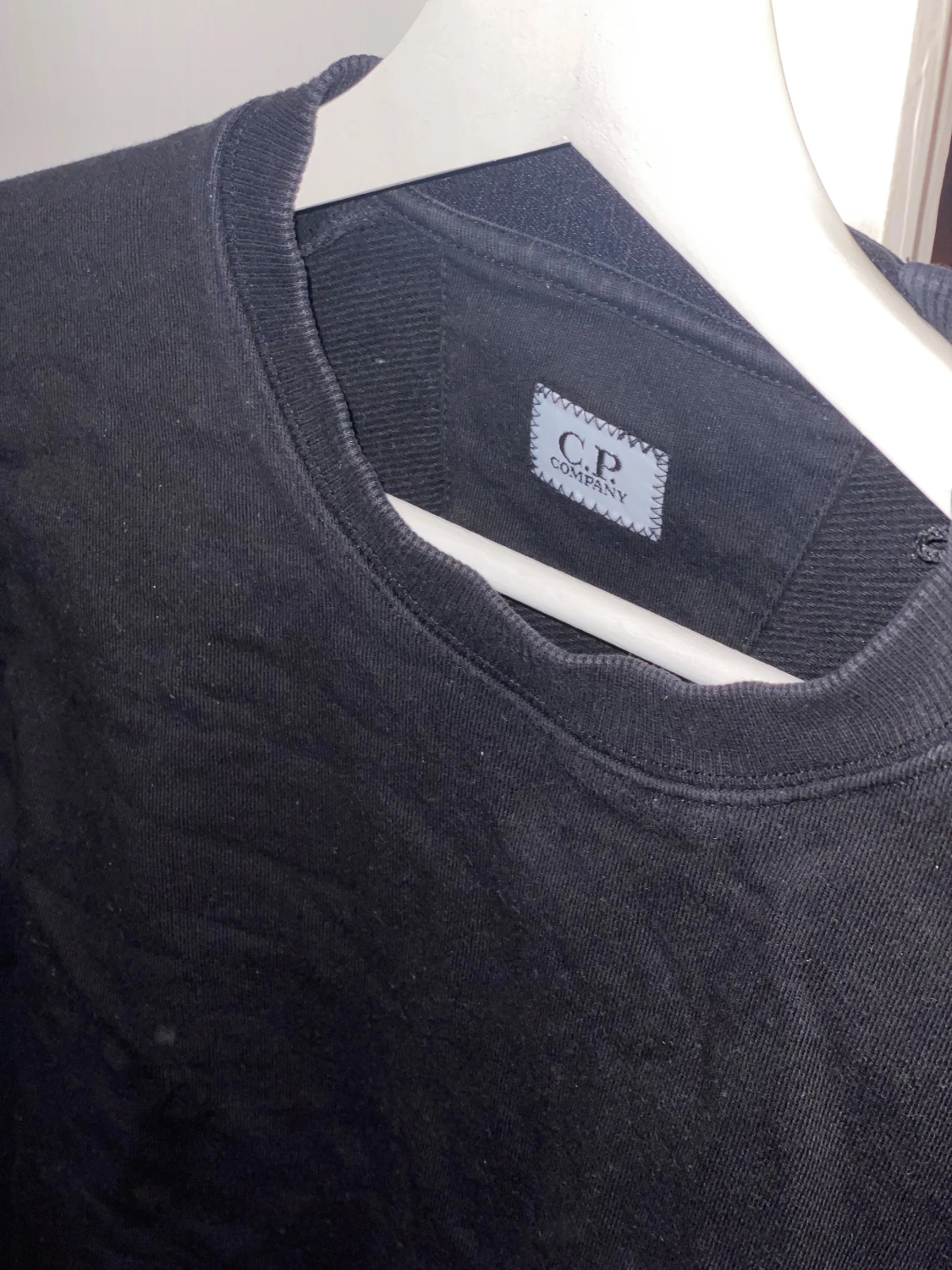 Svart sweatshirt från C.P. Company - 2