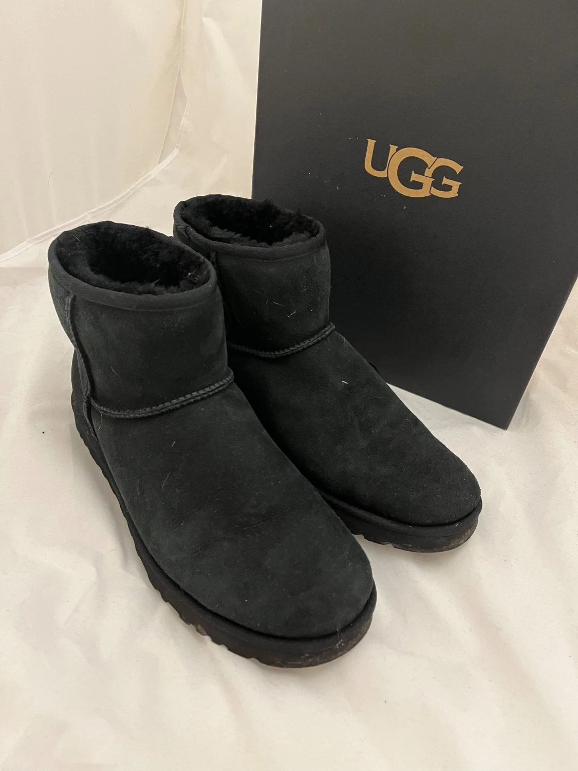 Svarta UGG boots i mocka - 1