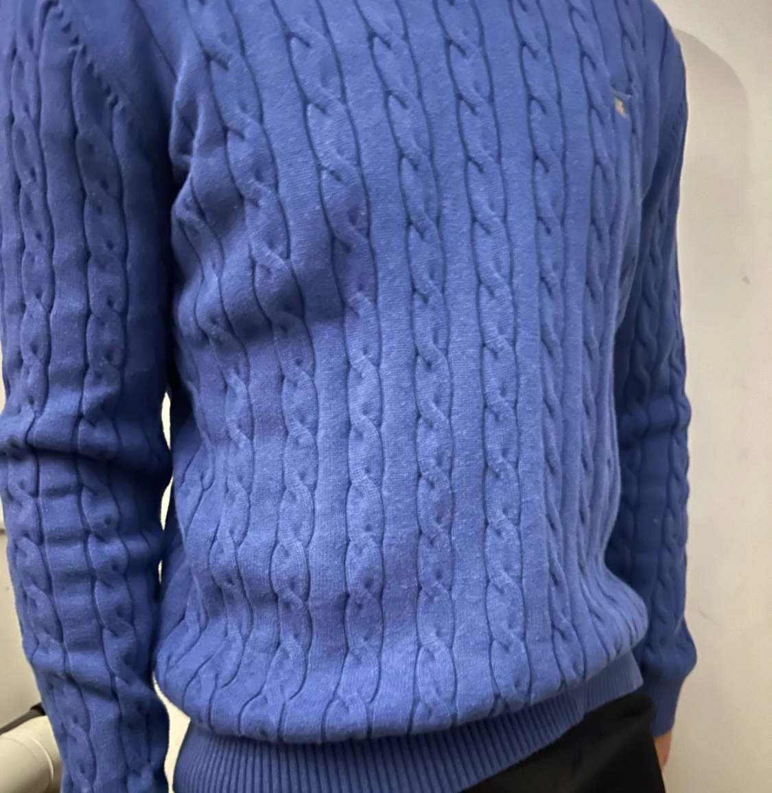 Blå stickad tröja från Gant - 3