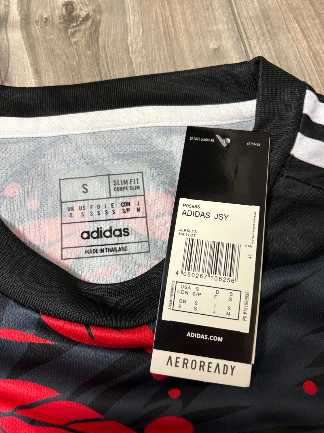 Liverpool x Adidas svart fotbollströja S - 3