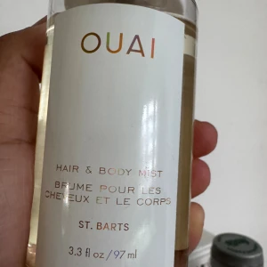 OUAI ST.BARTS hair & body mist 97 ml - Fräsch mist för både hår och kropp från OUAI. St. Barts edition i smidig sprayflaska. Volym: 97 ml. Endast testad :)