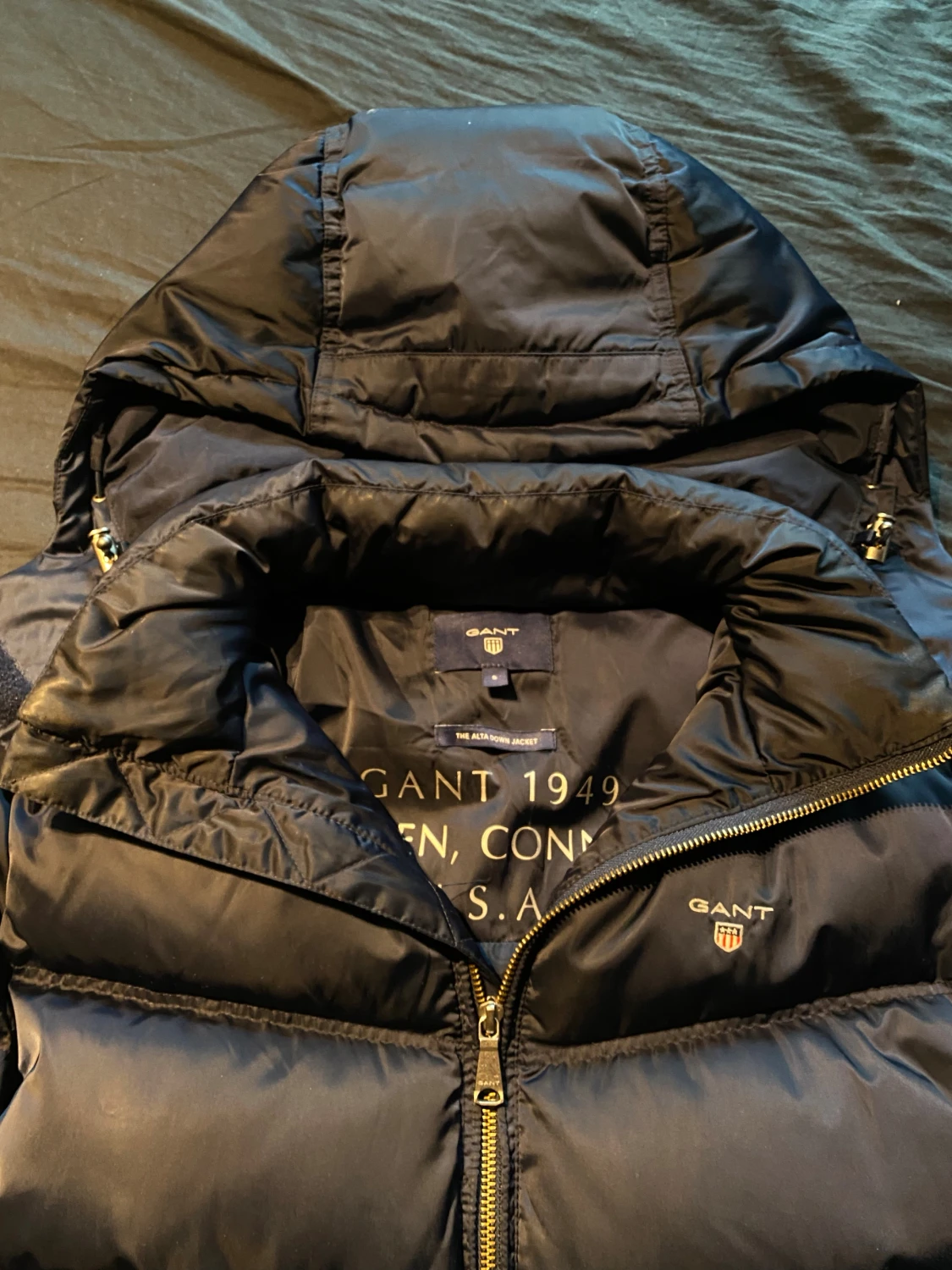Mörkblå pufferjacka från GANT - 1