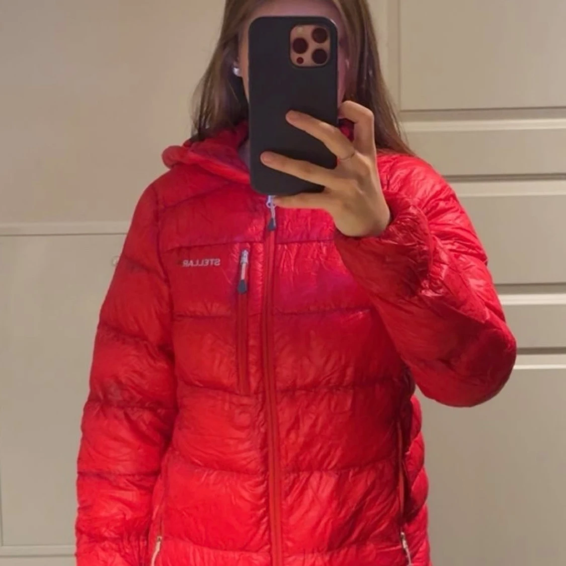 Röd dunjacka från Stellar