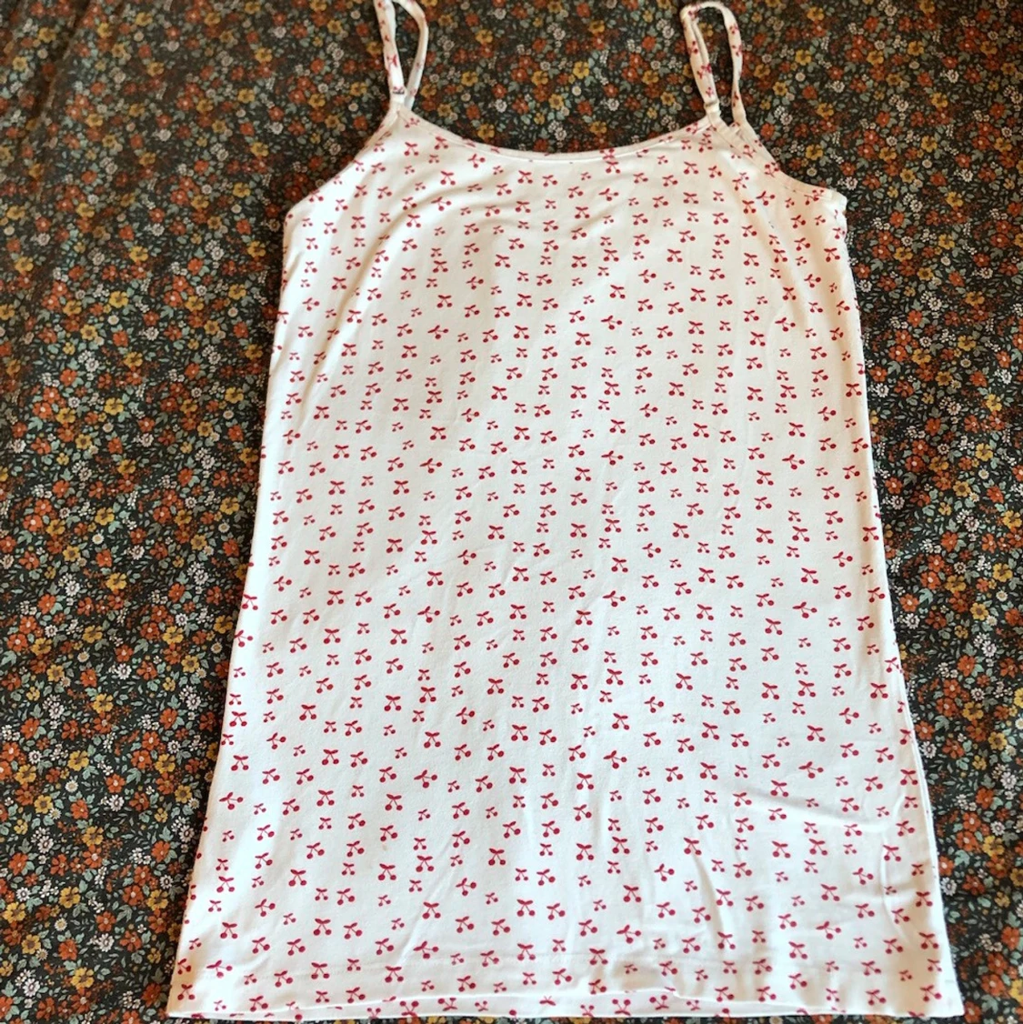 Cherry top/ topp körsbär/ mönstrat linne/ y2k/ 2000s, Esprit - 1