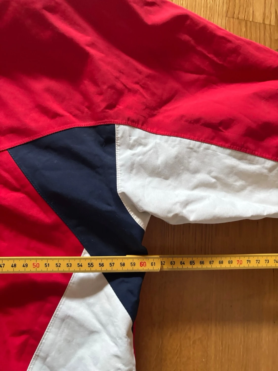 Röd vindjacka seglarjacka från Henri Lloyd - 5