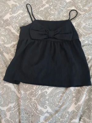 Blå 'volang" linne💙 - Börkblå jätte fin volang tröja i 146🤍