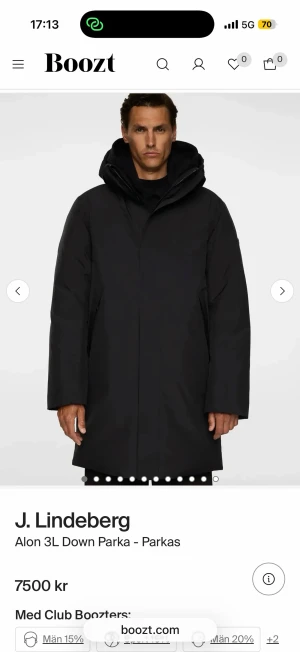 J lindeberg parka jacka - Jackan är i 10/10 skick och sparsamt använd under förra vinter, det är inga fel på jackan och den är i princip ny.  här är lite information om jackan.  En bästsäljare av goda skäl. Alon Parka är konstruerad i återvunnet tyg i tre lager och fylld med 600-ankdun för lätt värme. En avtagbar huva, fleecefodrade handfickor, magnetisk slå framtill och tejpade sömmar gör den till ett måste i kylan. Den är designad för att klara av tuffa förhållanden i stil.  För fler bilder och info skriv dm! 