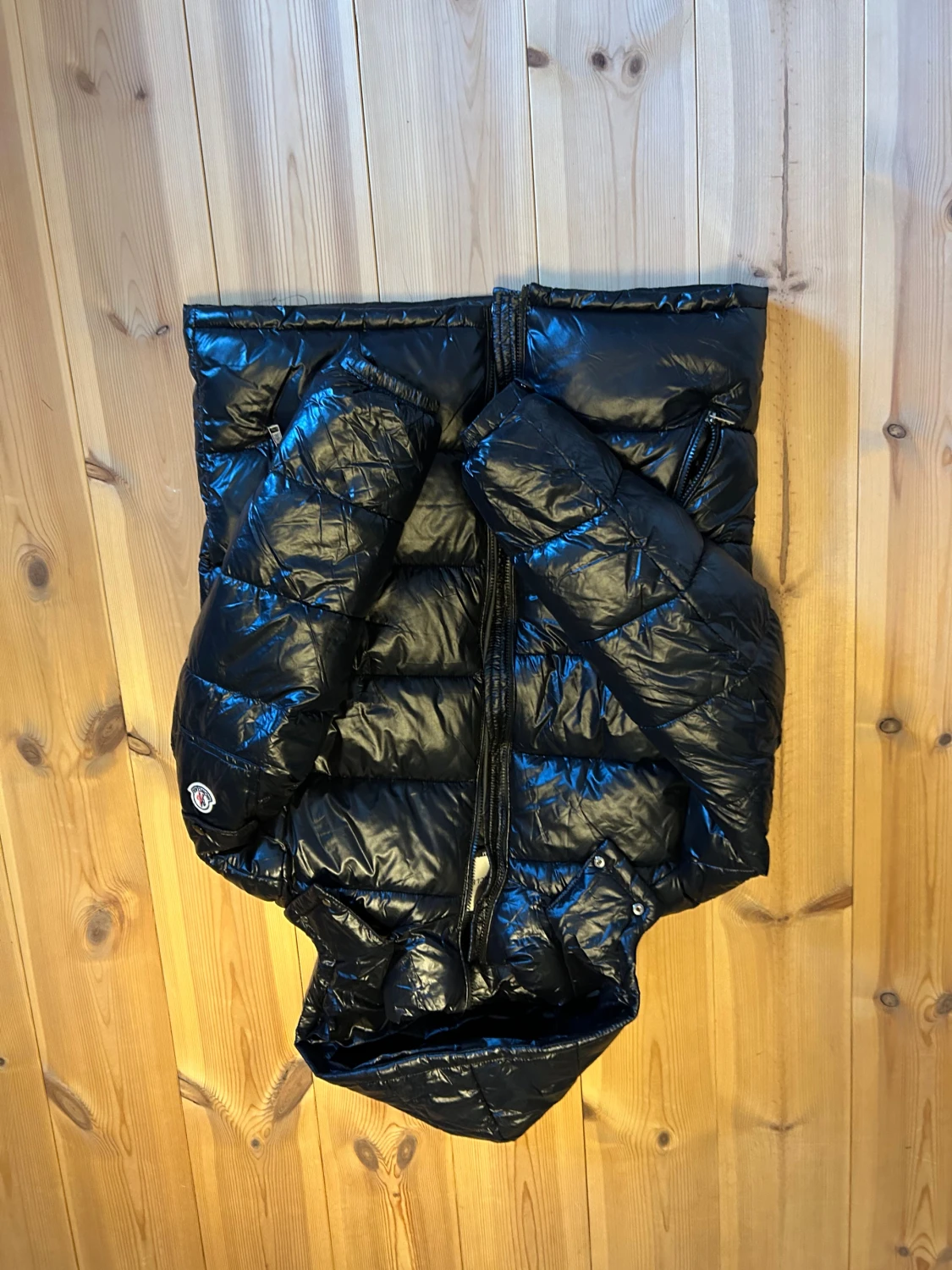 Svart dunjacka från Moncler - 1