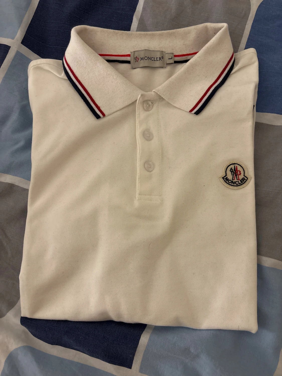 Vit Moncle pikétröja