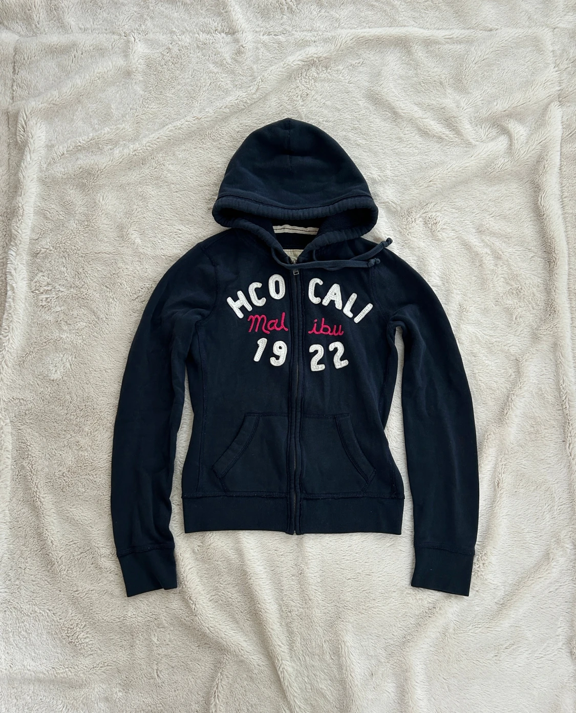 Hollister zip - 1