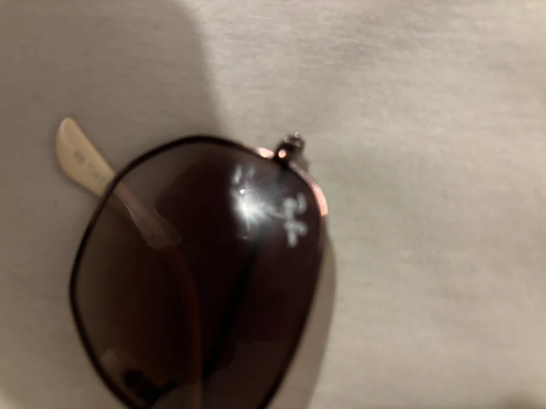 Bruna fyrkantiga solglasögon av rayban  - 1