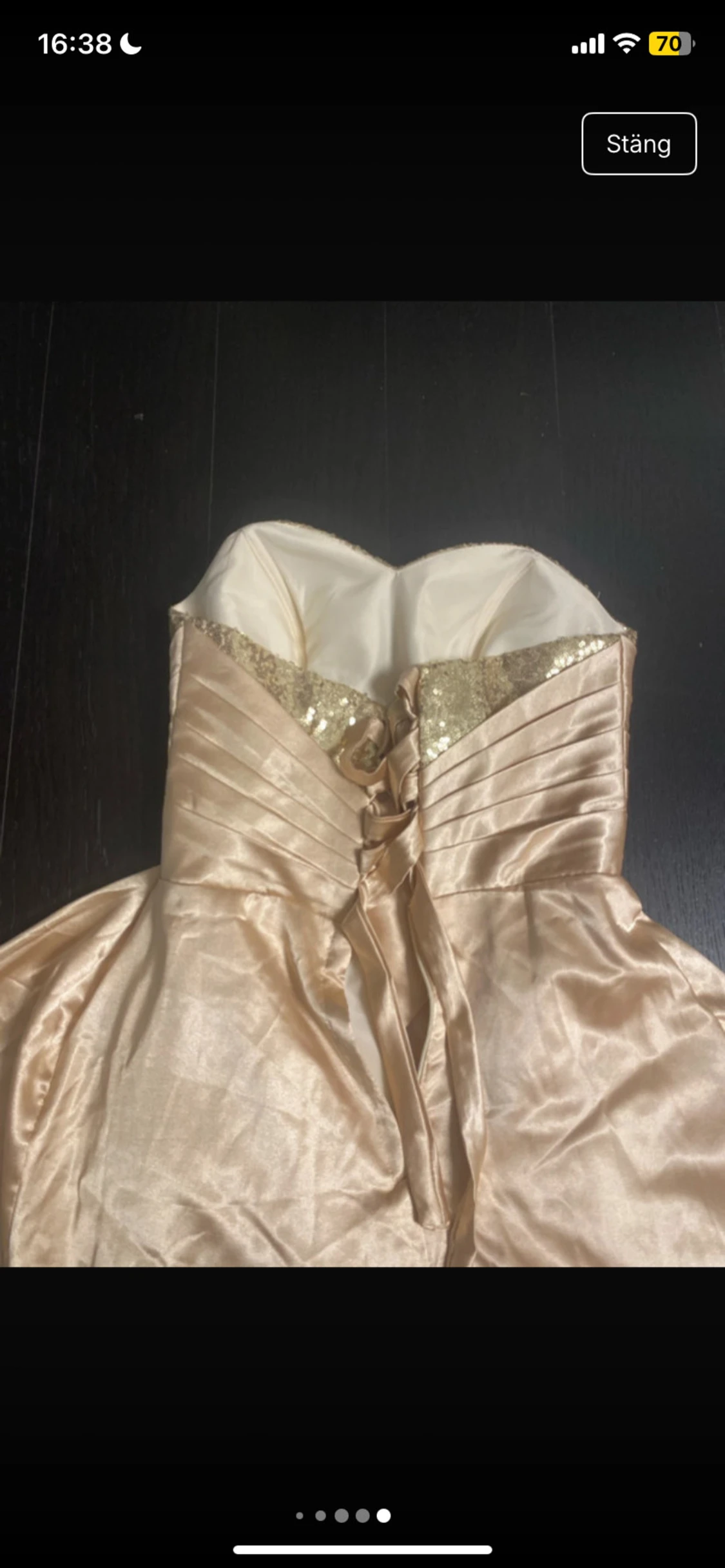 Champagnefärgad långklänning med paljetter - 4