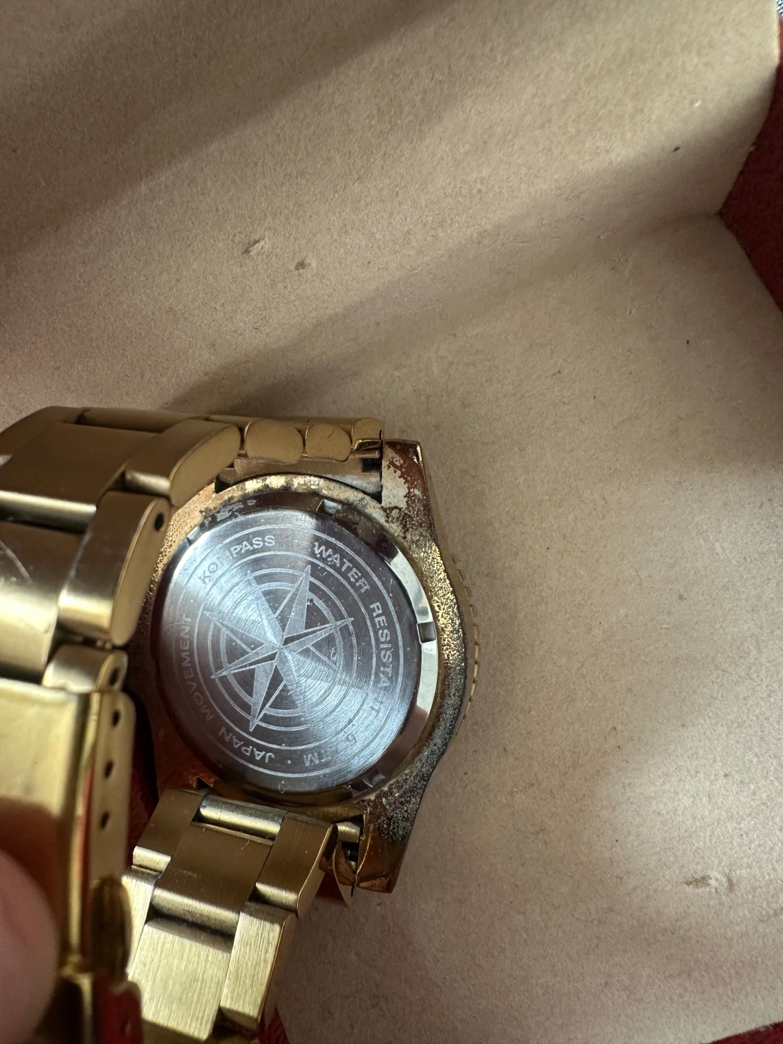 Guldfärgad Kompass klocka med svart urtavla - 3