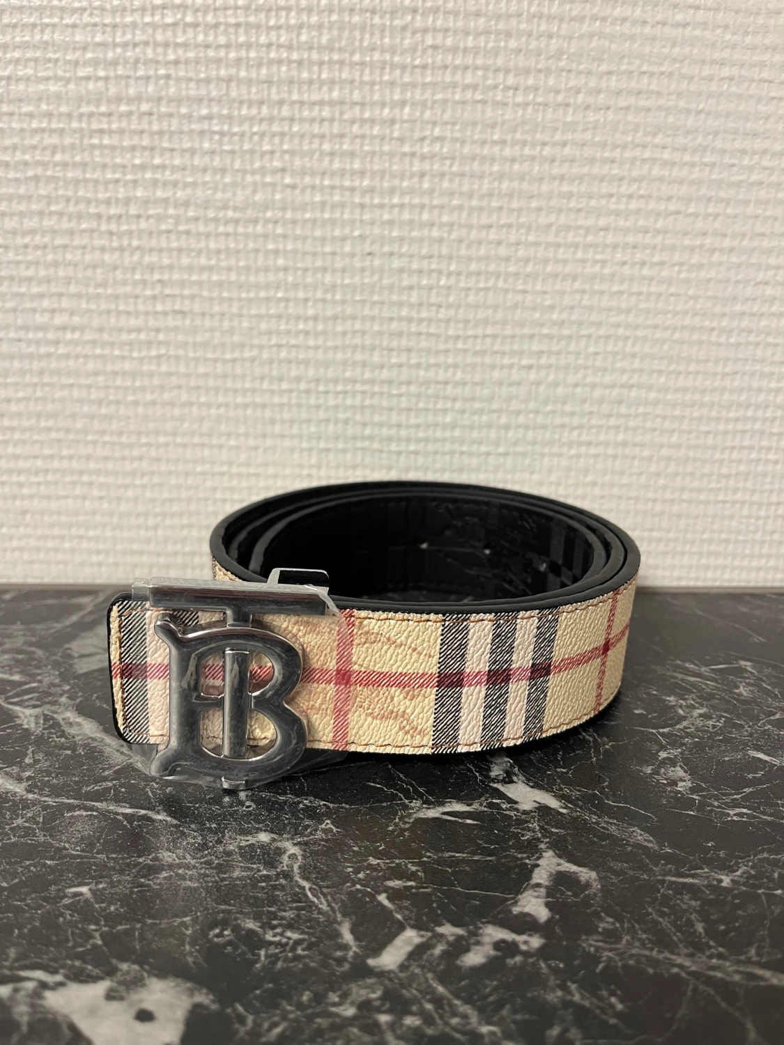 vändbart bälte med B-spänne - 1