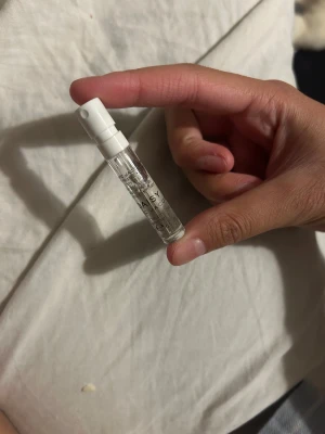 Daisy Marc Jacob’s parfym - Säljer en parfym som luktar jätte gott.Vet inte vad jag köpte den för.