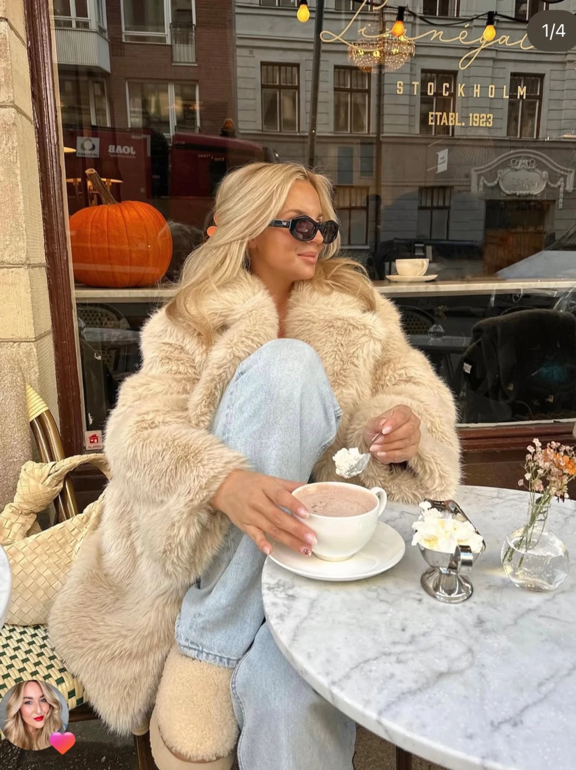 Beige fluffig pälsjacka