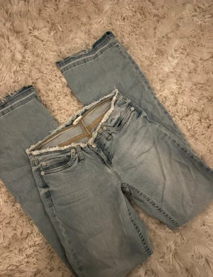 Nelly- No waist bootcut jeans  - Nelly  No waist bootcut jeans  Stl. 36 Ny utan prislapp. Aldrig använda   Pris kan diskuteras💗