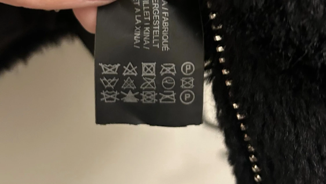 Svart teddyjacka från Pull&Bear - 6