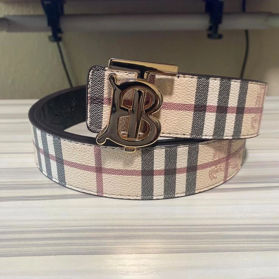 Burberry bälte