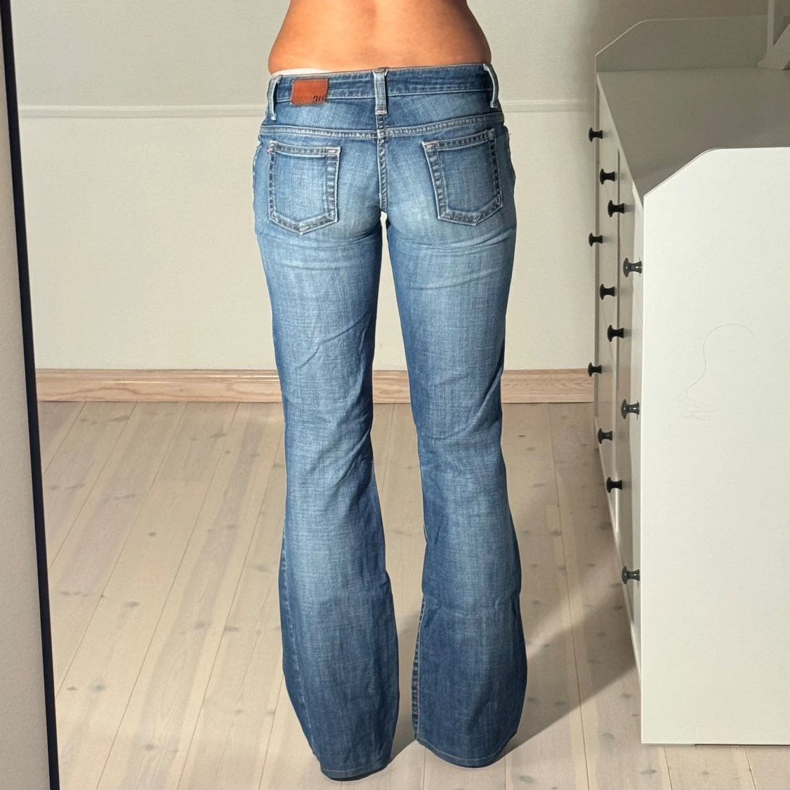 Low bootcut jeans  - 2