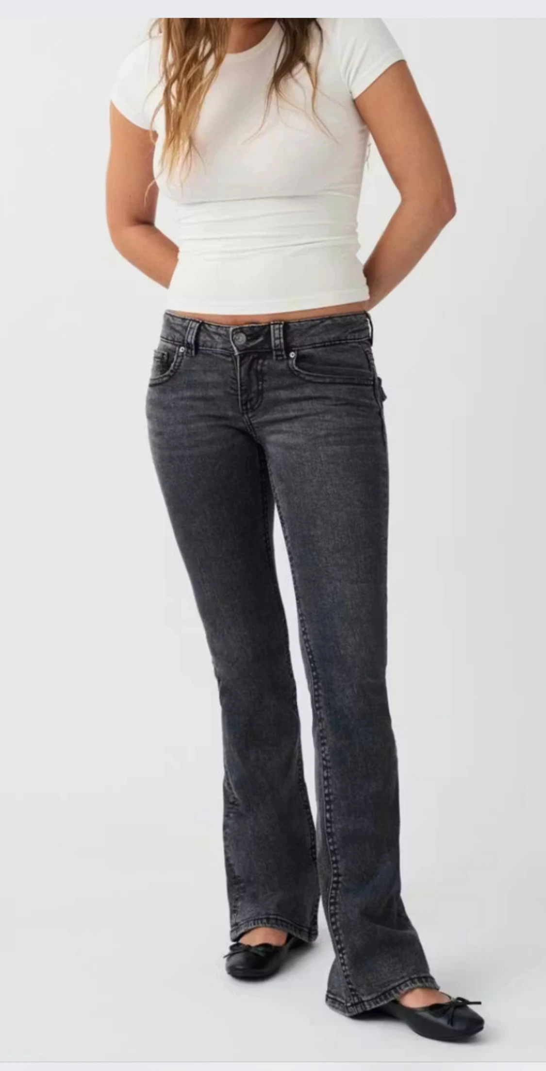 Mörk gråa bootcut jeans