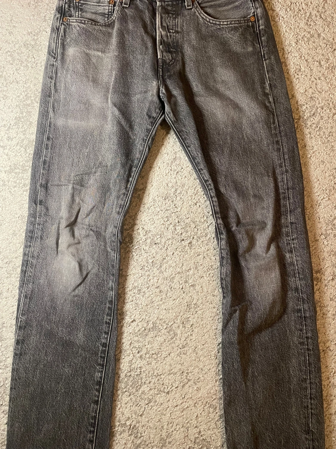 Levi's 501 grå jeans 28/32