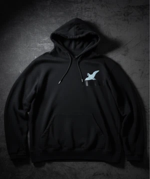 Axel Arigato Hoodie Svart - Klassisk och stilren svart hoodie från Axel Arigato. Perfekt både till vardags och som en clean streetwear-look 🔥 Mycket fint skick och riktigt skön passform!