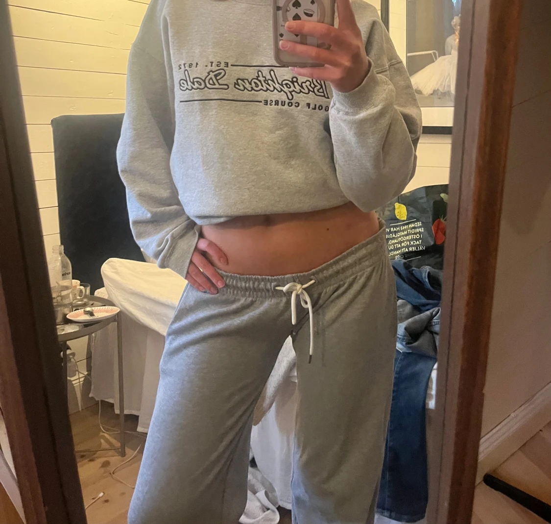 Lågmidjade mjukisbyxor - 2