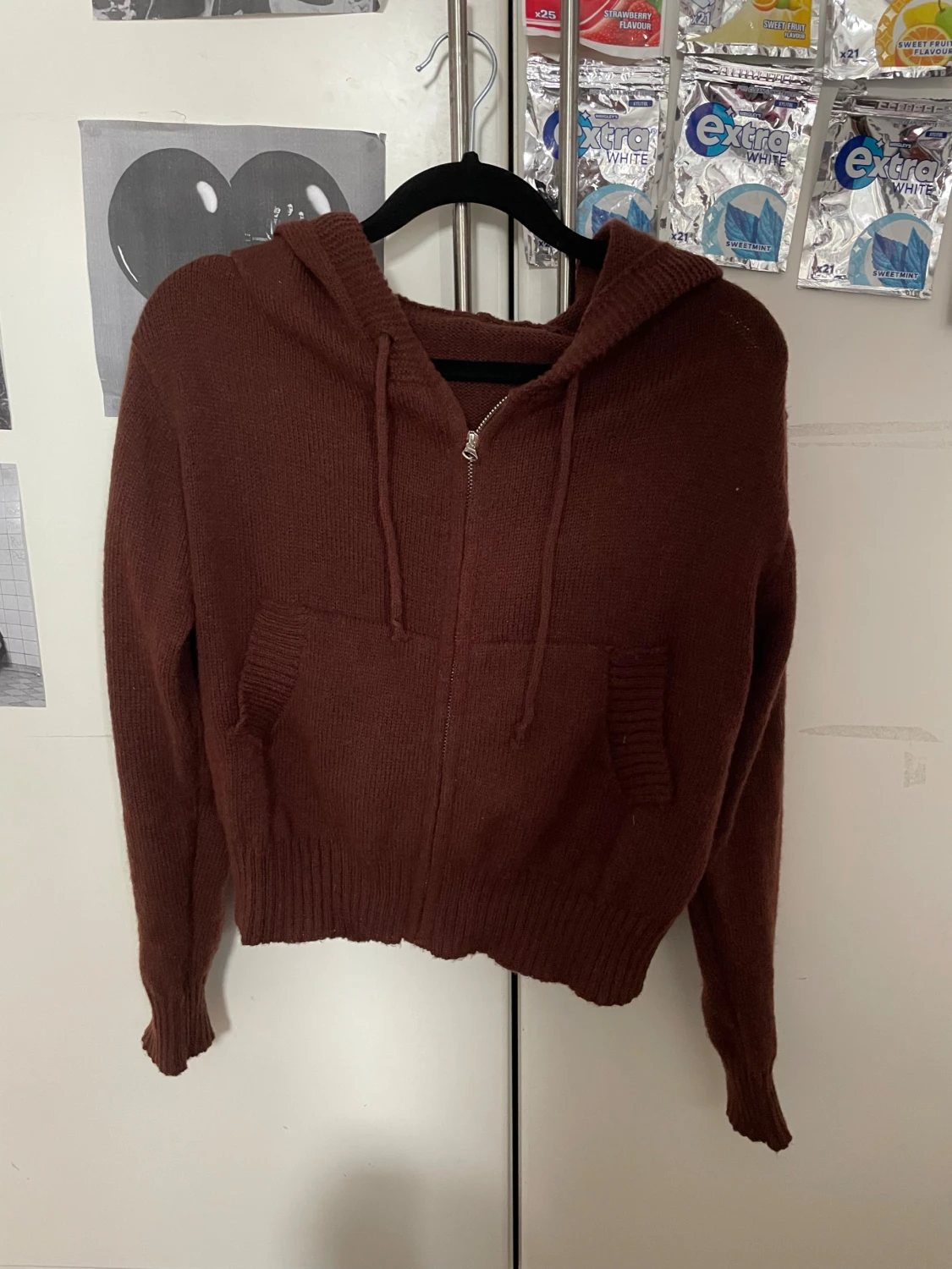 Brun stickad hoodie med dragkedja - 1