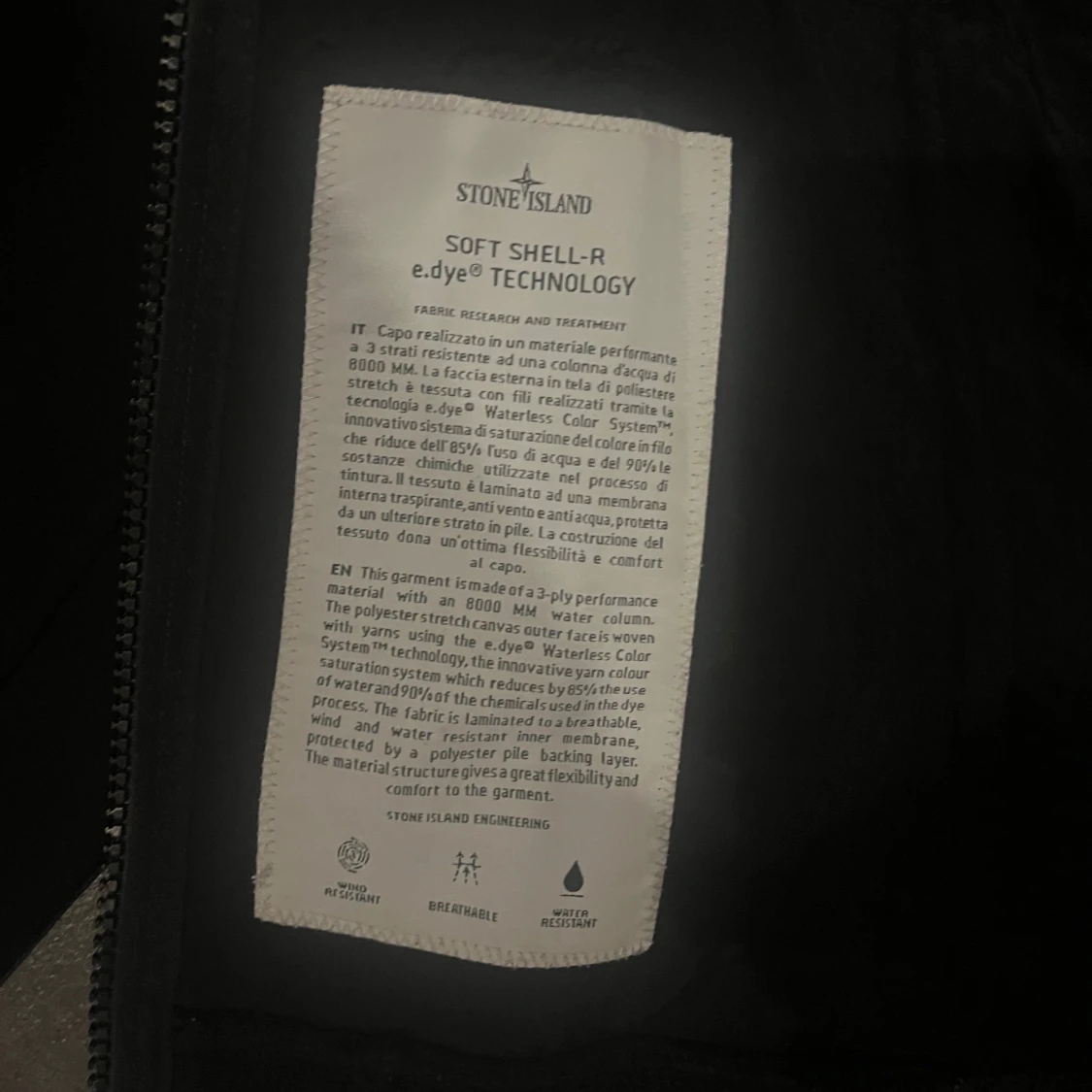 Svart vindjacka från Stone Island - 3