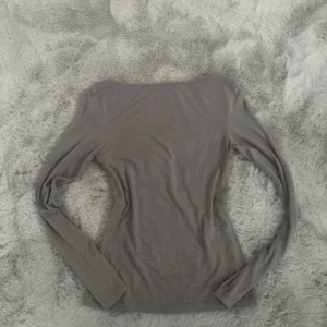 Grå långärmad topp från 157 - Inga tecken på användning!