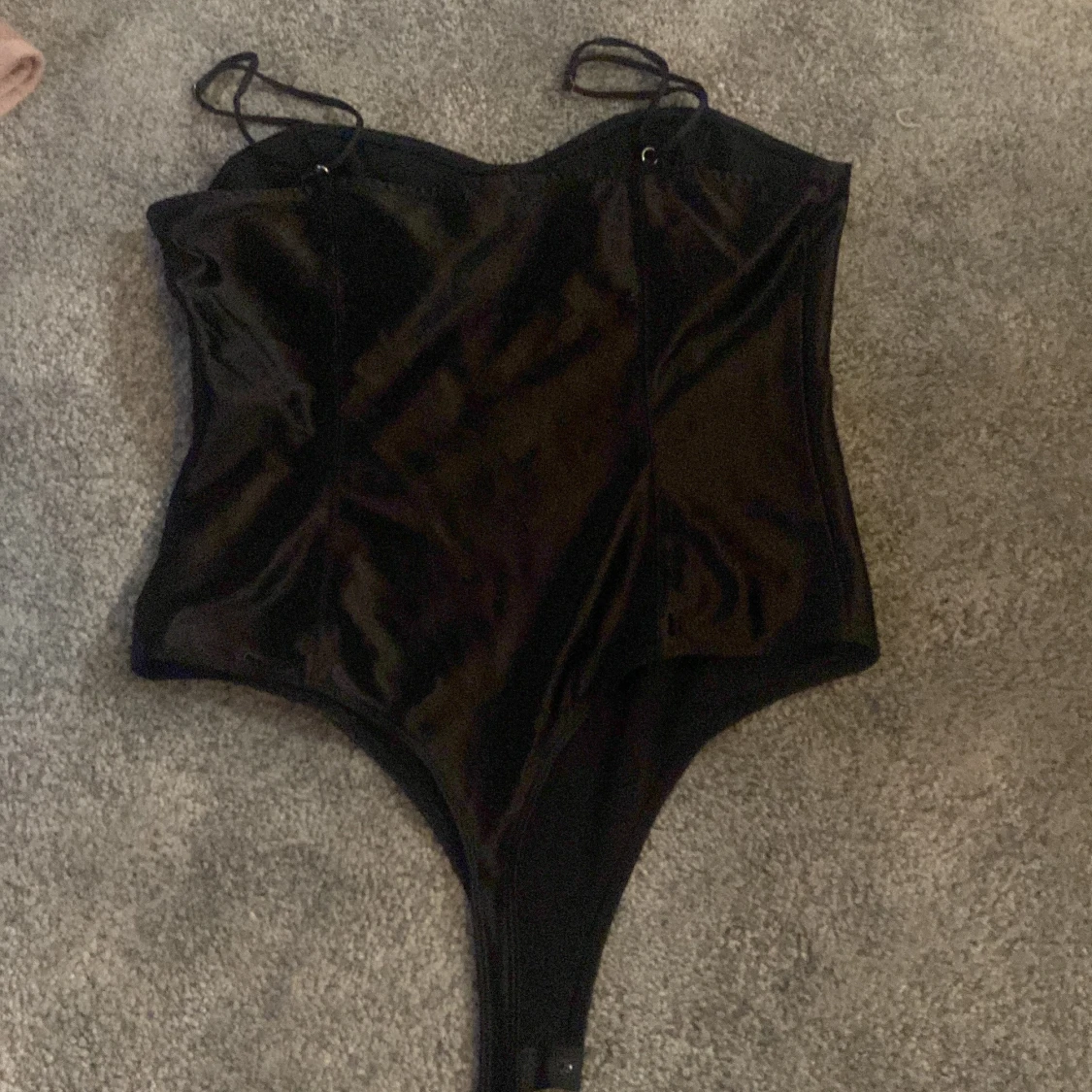 Svart body från H&M - 1