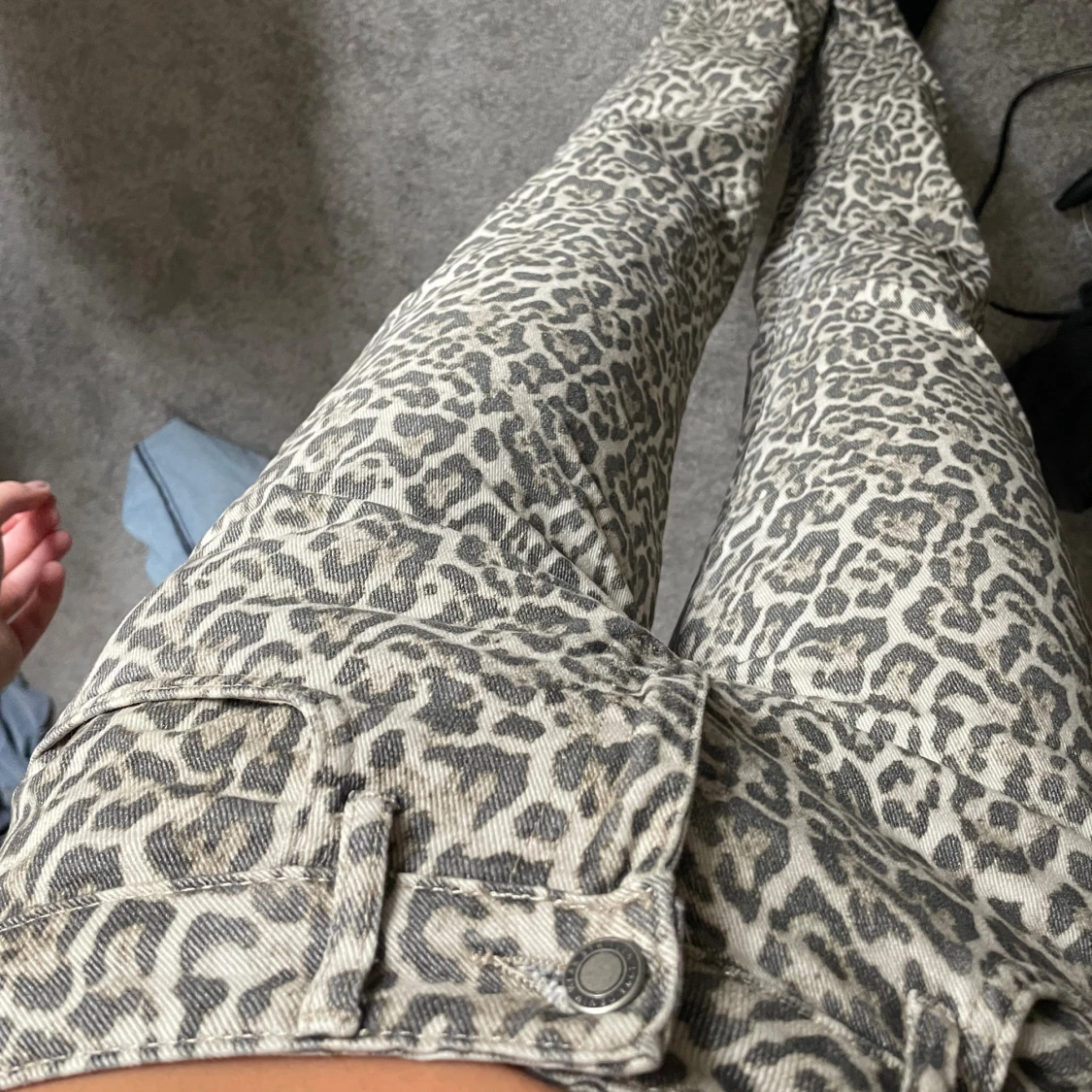 Leopardmönstrade jeans - 3
