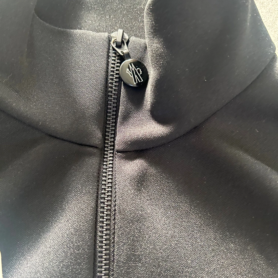 Moncler zip up - 3