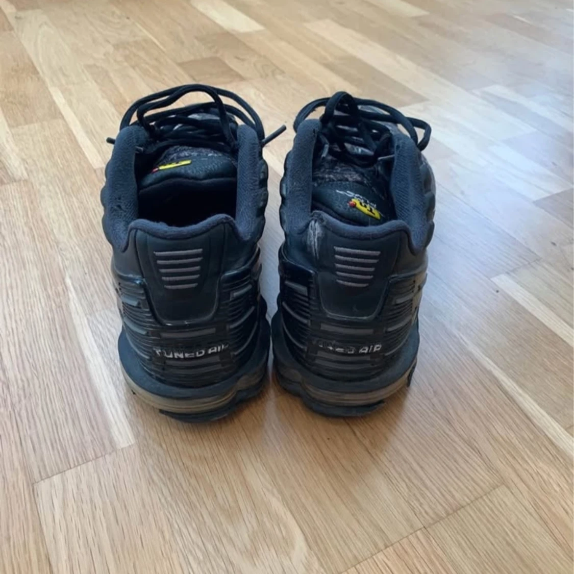 Nike Air Max Plus svarta sneakers - 2