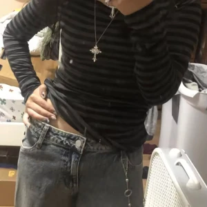 Emo / Goth Black and Gray Striped Longsleeve - MEASUREMENTS: LENGTH: 54cm SHOULDER WIDTH: 34cm WAIST WIDTH: 30cm BOTTOM WIDTH: 35cm