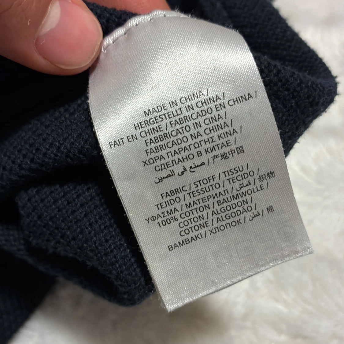 Mörkblå stickad tröja från GANT - 3