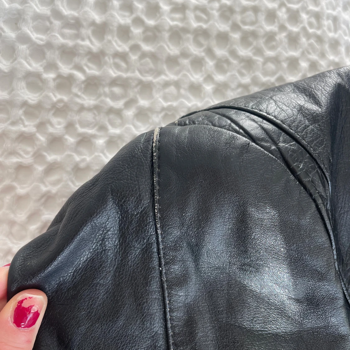 Svart skinnjacka i äkta läder - 3