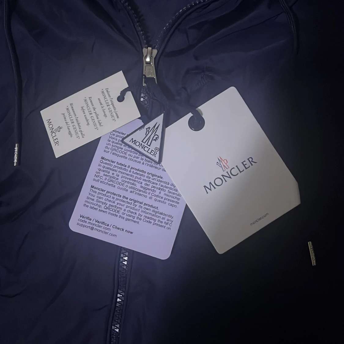 Navy blue Moncler windbreaker REP  - 4