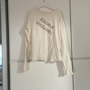 Super gullig zadig tröja ❤️ - Säljer nu min älskade zadig tröja som är i storlek 14 år säljer då den blivit för liten på mig❤️ nypriset var 500 kr