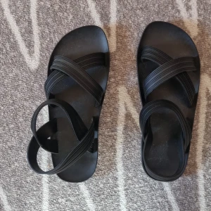 Sandaler  - Svarta sandaler  Storlek 37 