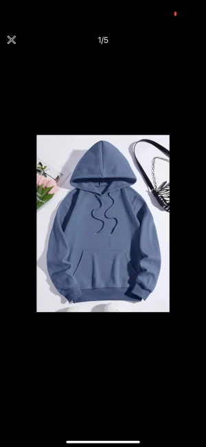 Hoodie - En helt ny hoodie i en fin blå färg