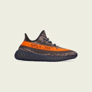 Yeezy Boost 350 V2 "Carbon beluga" EU 43 1/3 - - Yeezy Boost 350 V2 "Carbon beluga" strl Eu 43 1/3 - Beställda från Adidas Confirmed appen - Helt nya/oöppnad  - Hämtas upp i centrala Stockholm - Kan eventuellt fraktas men då står köparen för fraktkostnaden - Priset kan diskuteras vid en snabb affär