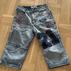 Långa Jorts - Feta jorts som passar bra nu till sommaren 🔥🔥 kom privat för mått osv. dom är knappt använda o pris kan diskuteras vid snabb affär