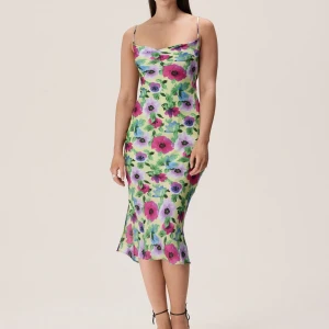 Adoore klänning - Använd få gånger, mycket bra skick