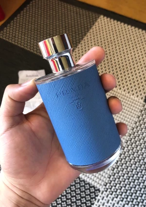 L'HOMME L'EAU EAU DE TOILETTE  - 90 ml kvar i flaskan