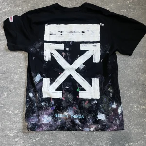 Off-White Galaxy Brushed T-shirt - Quite big but looks really drippy really ever see anyone with this shirt. Price can be disgusted in quick purchase 